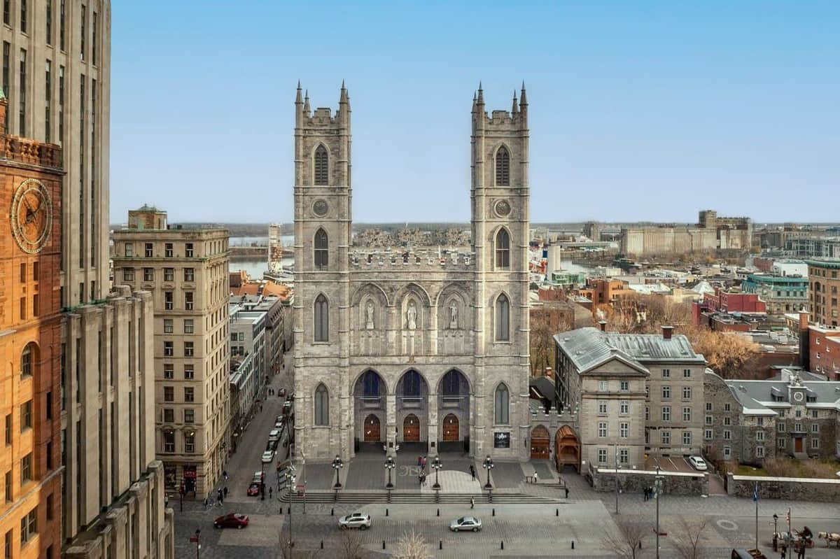 Montréal: Sightseeing River Cruise + AURA Experience at Notre-Dame Notre-Dame Basilica