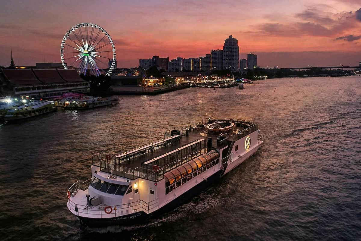 Bangkok: Saffron Luxurious Chao Phraya River Dinner Cruise Saffron Chao Phraya River Dinner Cruise