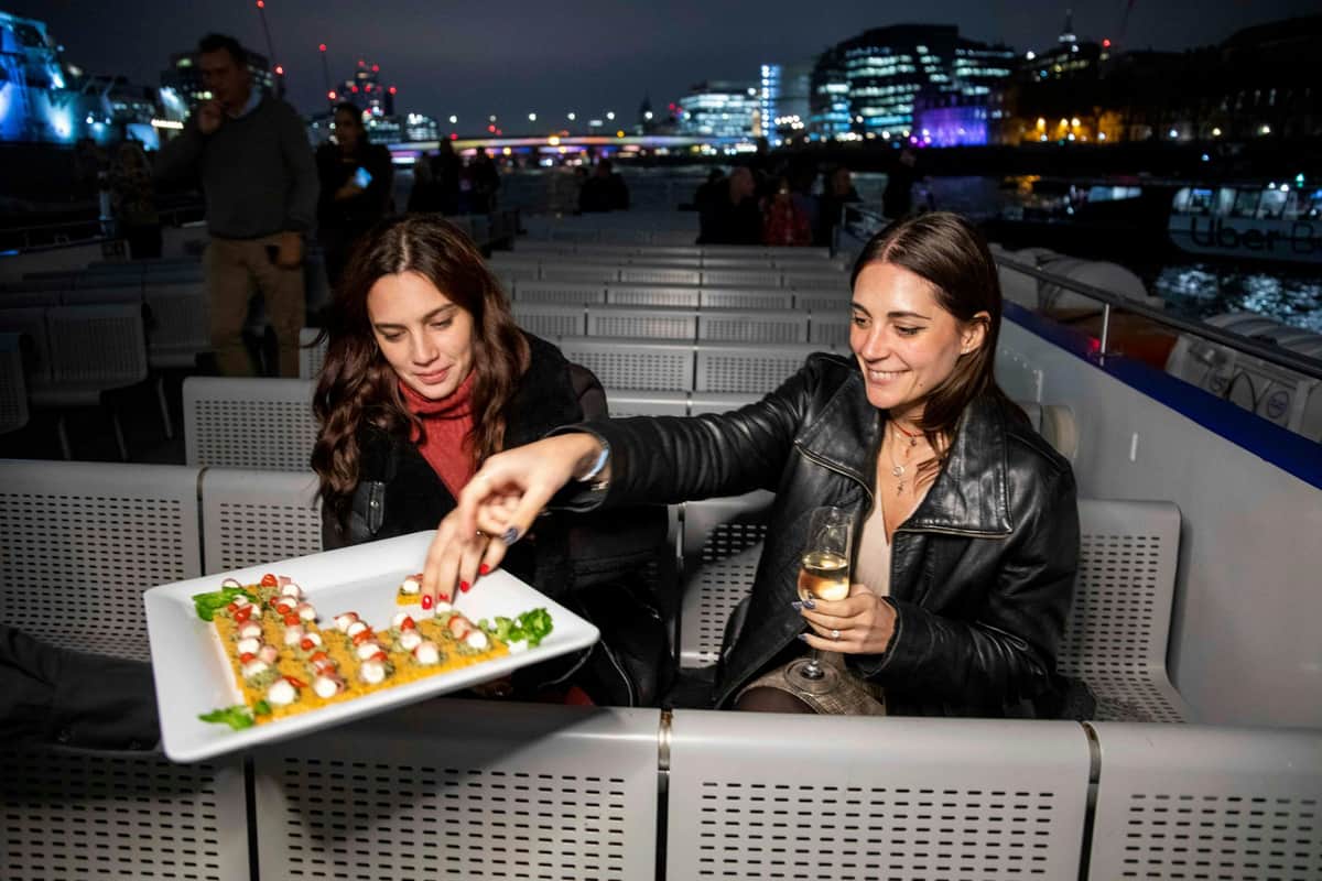 London: Thames Evening Cruise City Cruises UK - Evening Cruise
