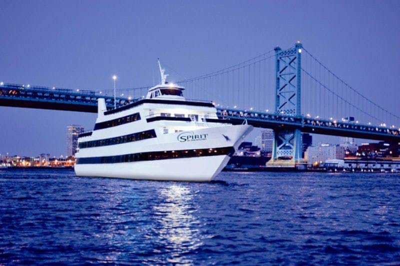 Dîner-Croisière à Philadelphie Dîner-croisière à Philadelphie