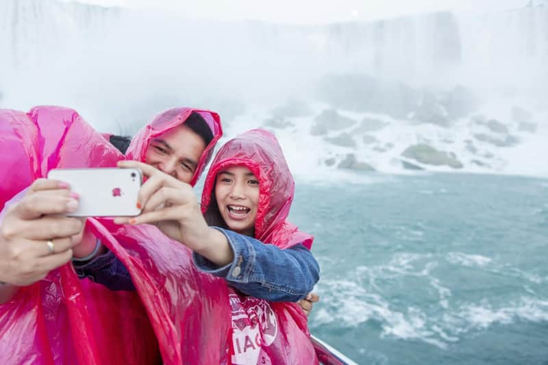 Niagara Falls & Journey Behind the Falls: Guided Tour + Boat Cruise