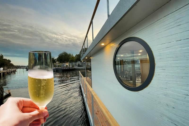 Praga: prywatny rejs łodzią + przewodnik audio + szklanka prosecco