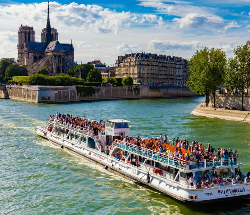 Seine River: Cruise by BATEAUX-MOUCHES® Seine River: Cruise by BATEAUX-MOUCHES®