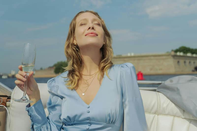 Murano en Burano: priveboottocht, demonstratie glasblazen + een glas champagne