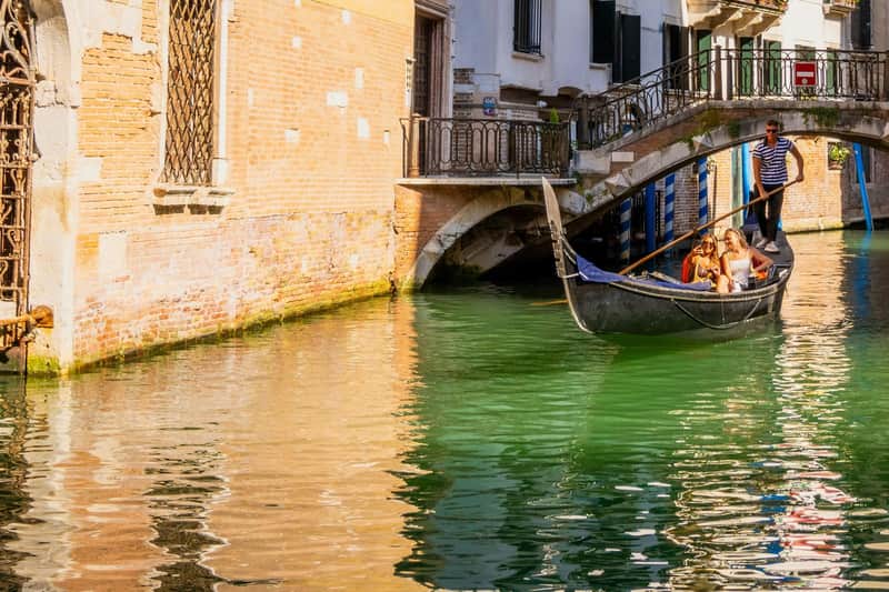 Venice: Shared Gondola Ride On Grand Canal Venice: Shared Gondola Ride On Grand Canal
