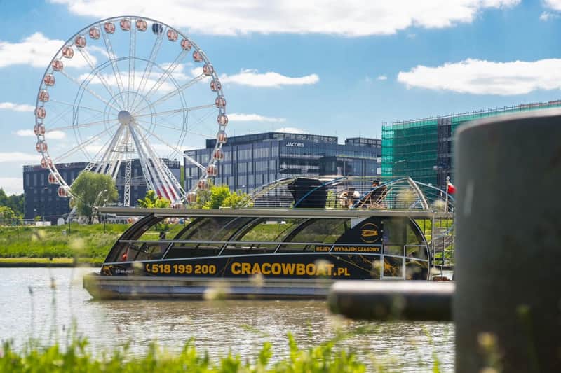Krakow: Small Boat Vistula River Cruise with Audio Guide
