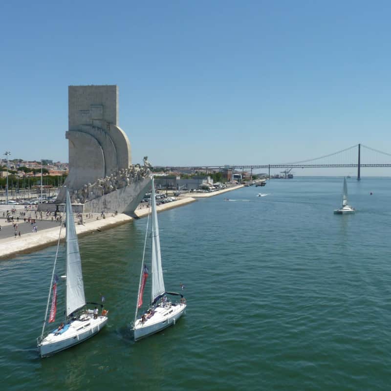 Lisbon: 1-Hour Morning Sailing Tour from Belém Lisbon: 1-Hour Morning Sailing Tour from Belém