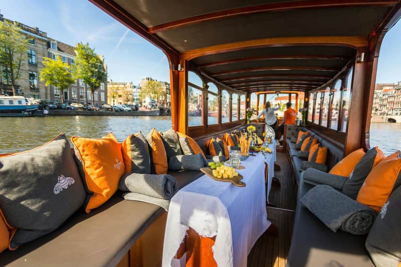 Amsterdam: Canal Cruise + Dutch Cheese and Wine Amsterdam: Canal Cruise + Dutch Cheese and Wine