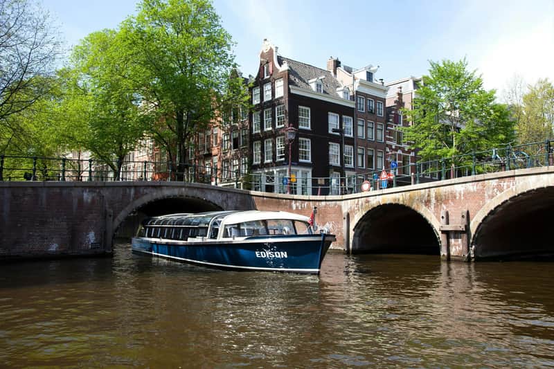 Amsterdam: Rejs po kanałach z opcjonalną przekąską