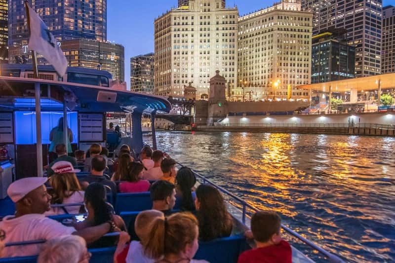 Chicago: Creepy Cruise