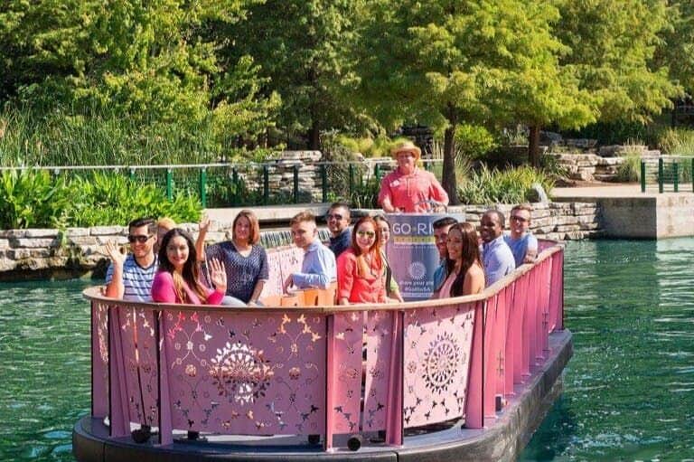 San Antonio: Guided Hop-on Hop-off Old Town Trolley Tour + River Cruise